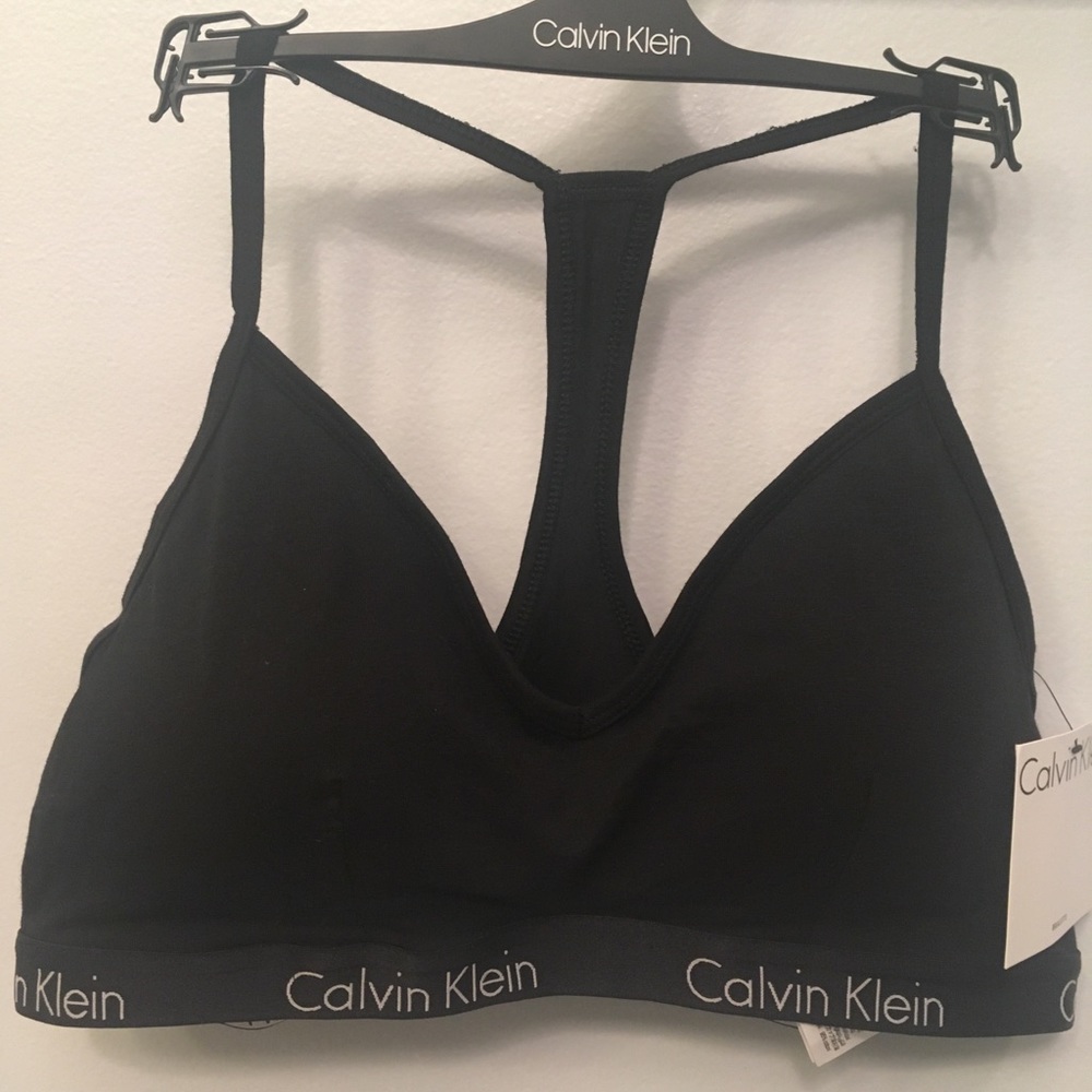 XL lightly lined V-neck racerback bralette